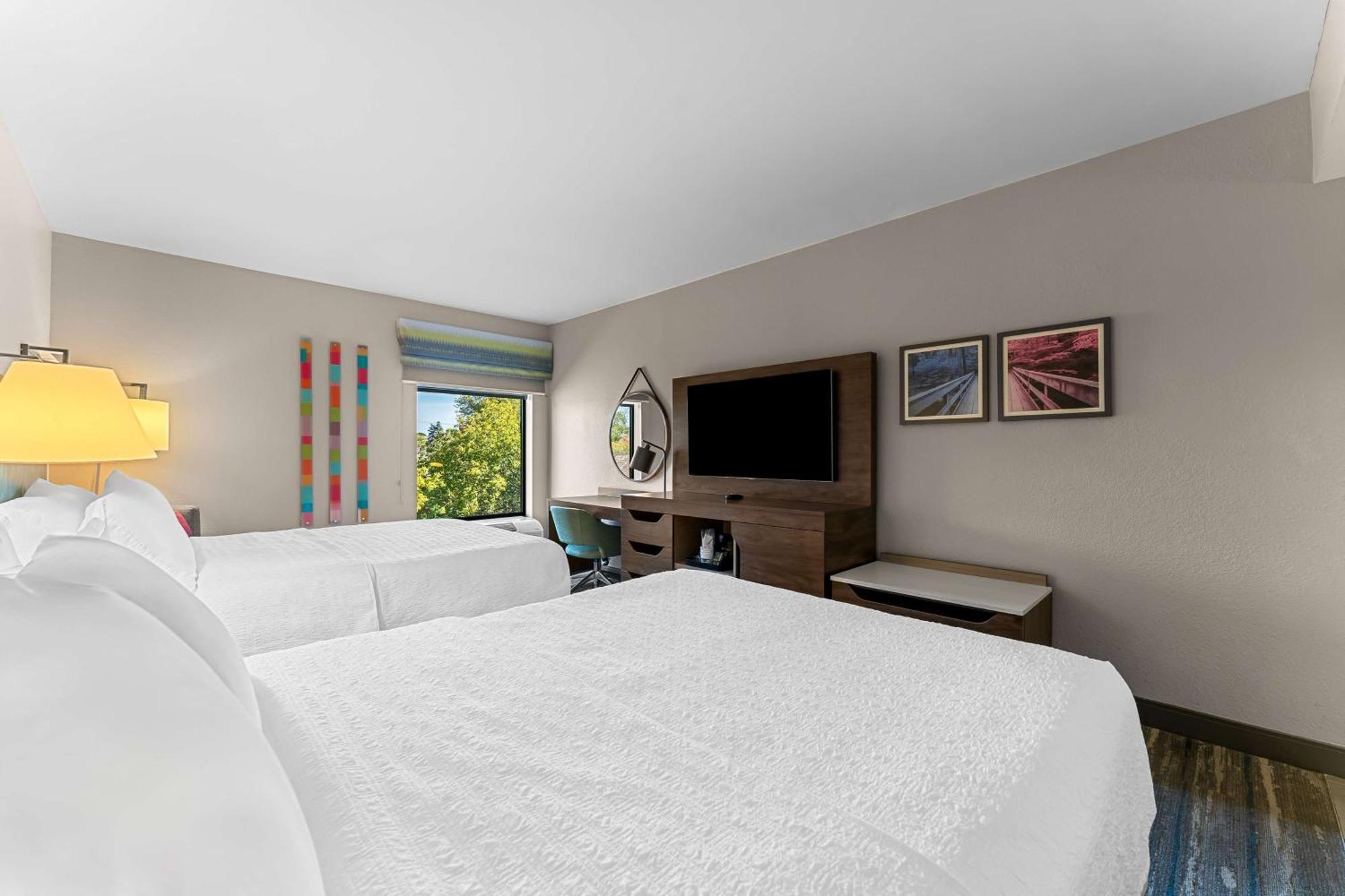 Hampton Inn Stroudsburg Poconos Exteriör bild